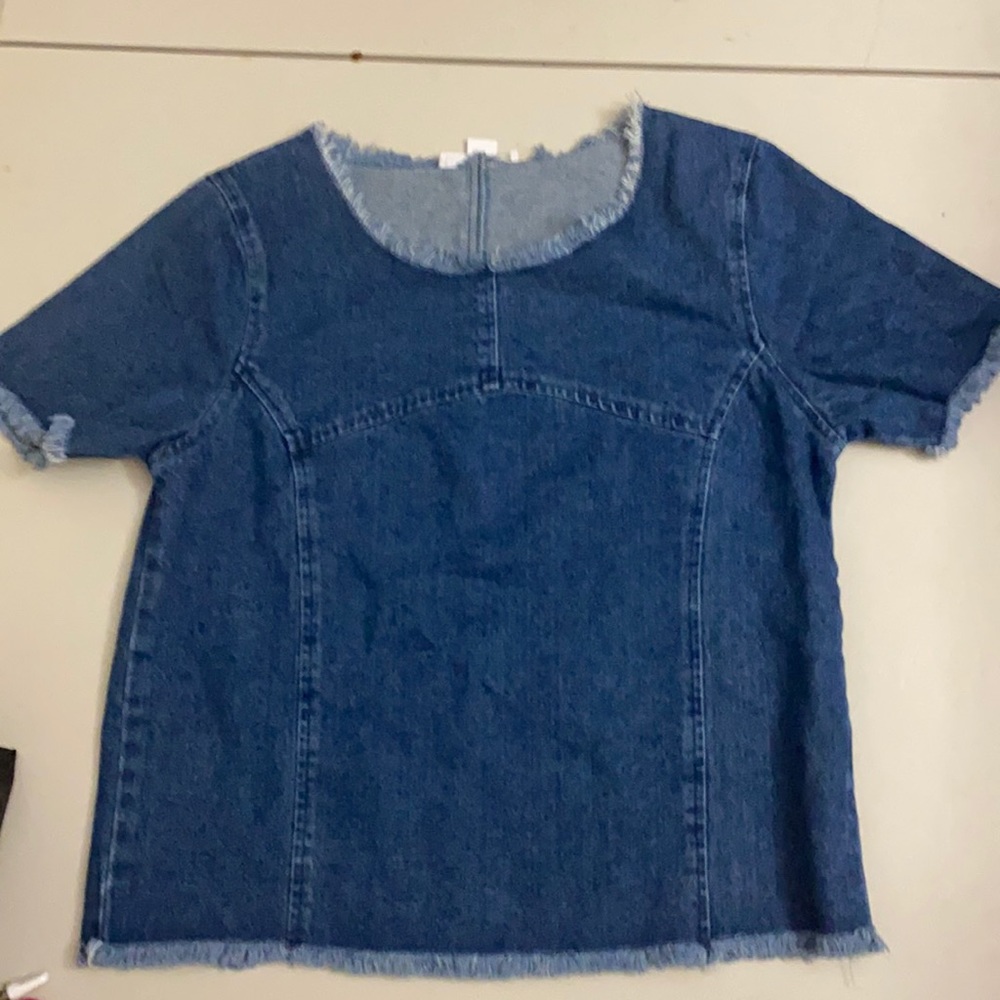 Medium denim shirt